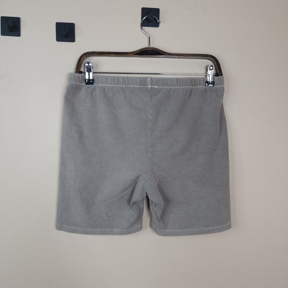 Skims Bundle of Outdoor Biker Shorts and Leggings SAMPLE Size L - Picture 8 of 12